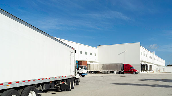 Machine learning-driven carrier risk modeling enables supply chains to predict and prevent pickup defects, reducing costs and improving on-time performance. 